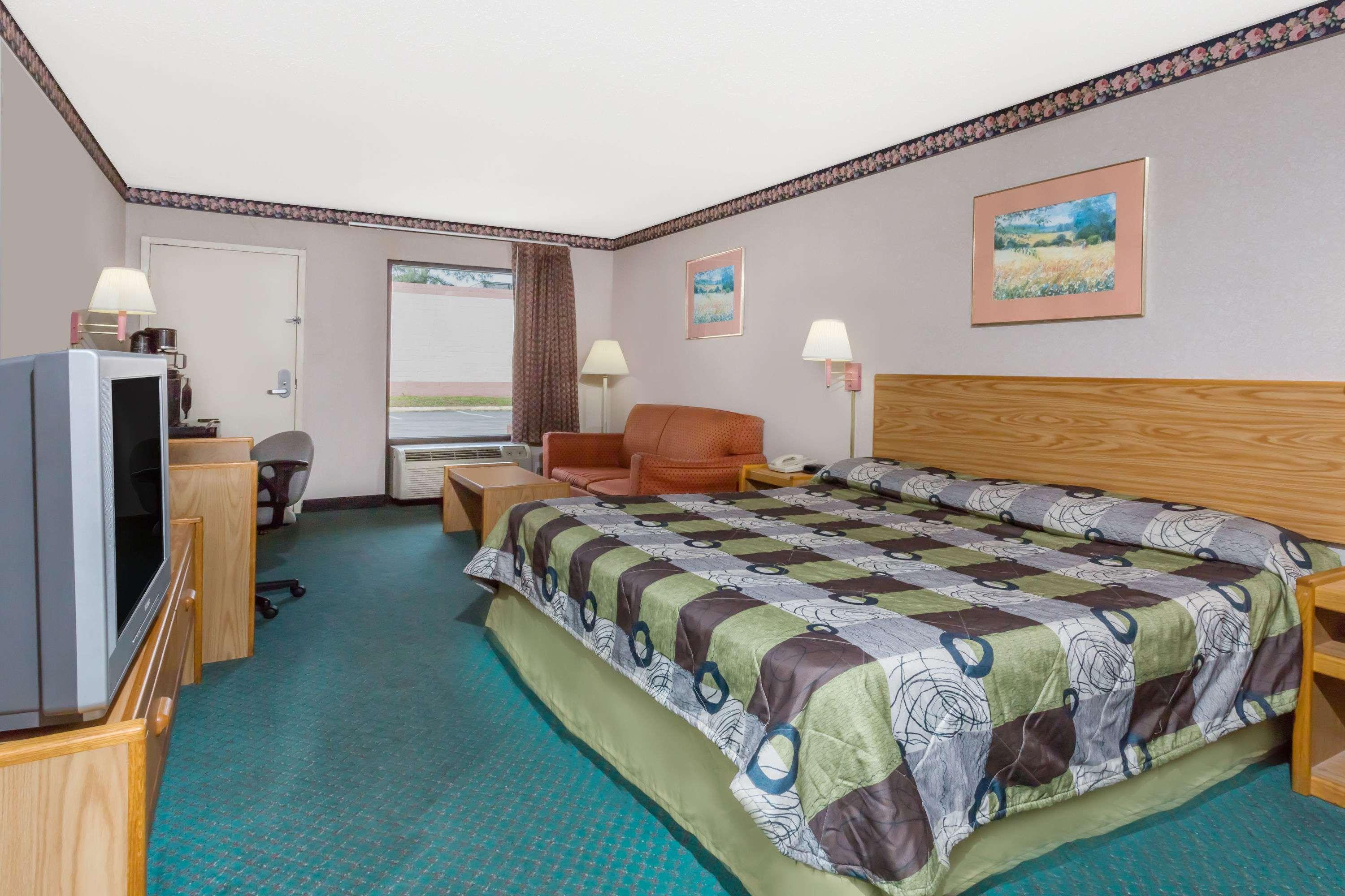Knights Inn Ruther Glen Bagian luar foto